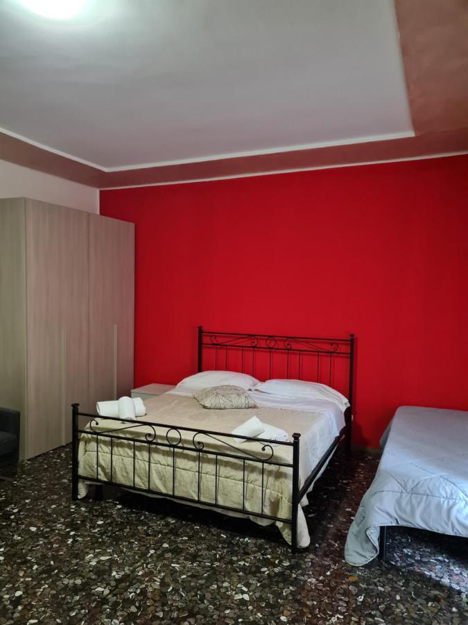 Landlady Airport Orio Bergamo Ida Orio al Serio Exterior photo